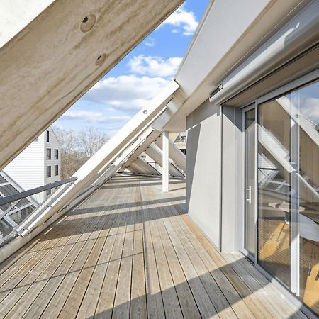 Spacious And Bright Apartment บอร์โด ภายนอก รูปภาพ