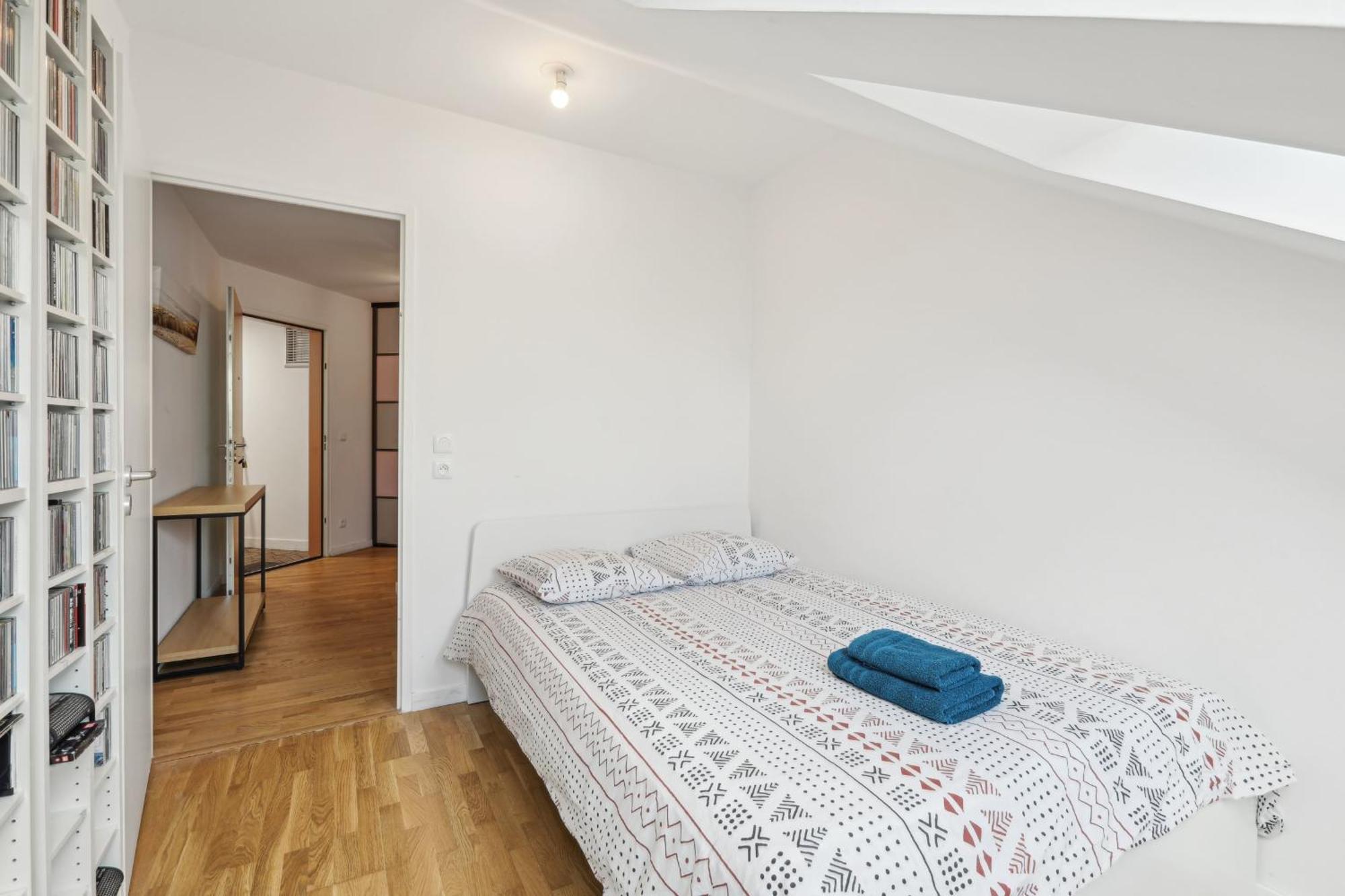 Spacious And Bright Apartment บอร์โด ภายนอก รูปภาพ