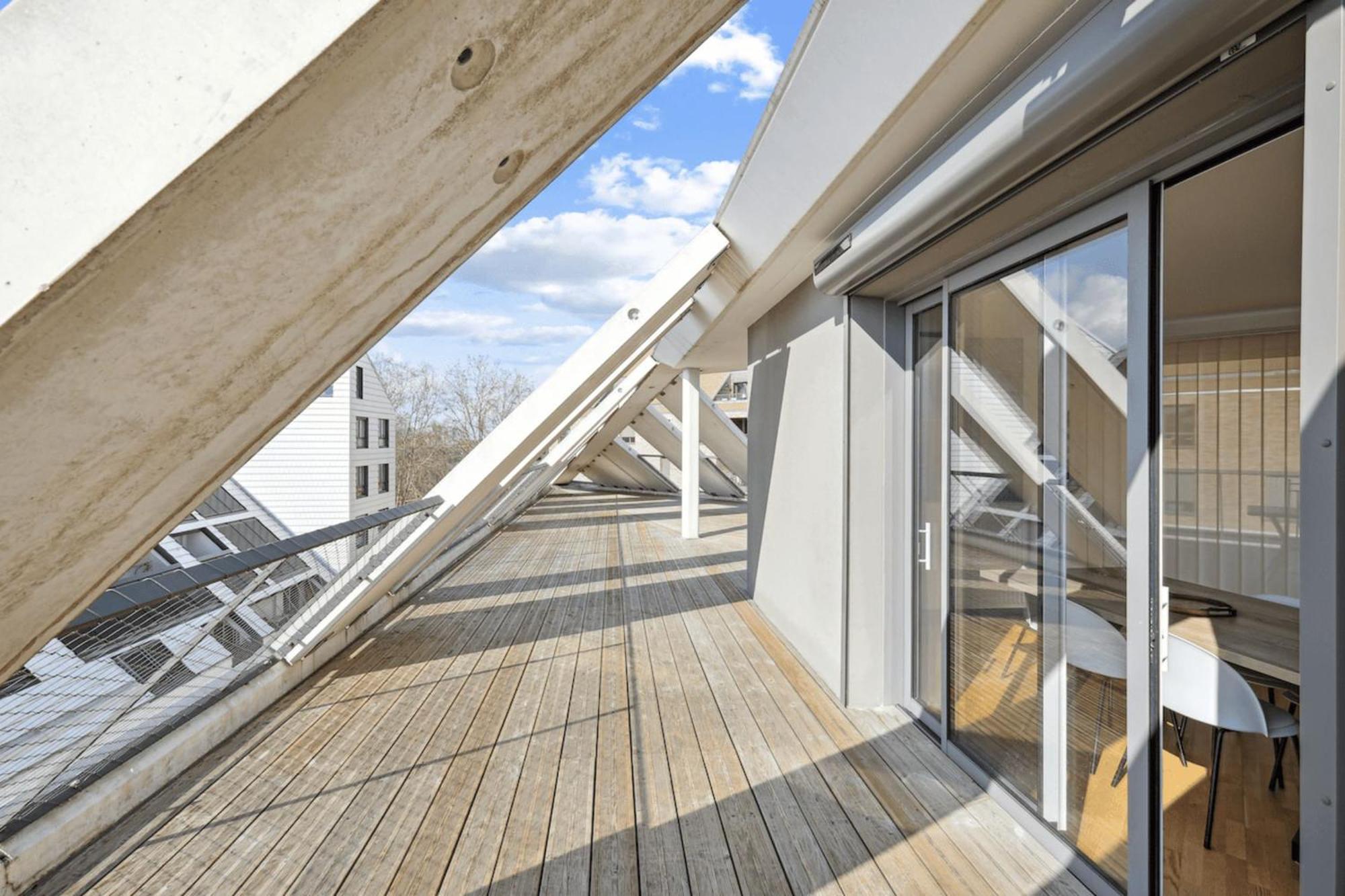 Spacious And Bright Apartment บอร์โด ภายนอก รูปภาพ